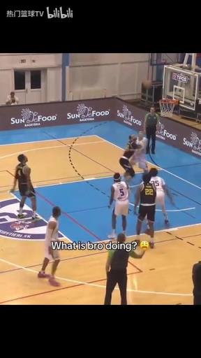 一分變兩分！這哥們得感謝5號為他成就了名場面！